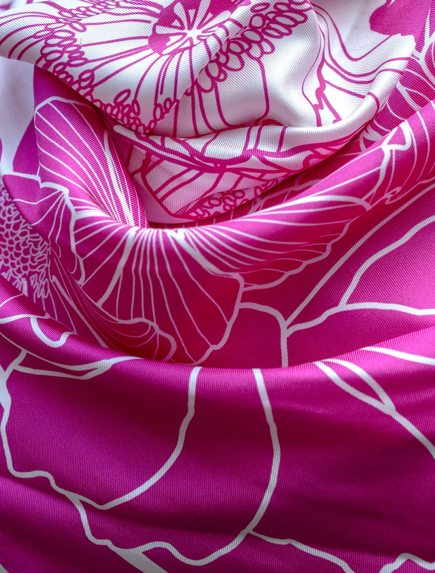 Franca in Electric Pink