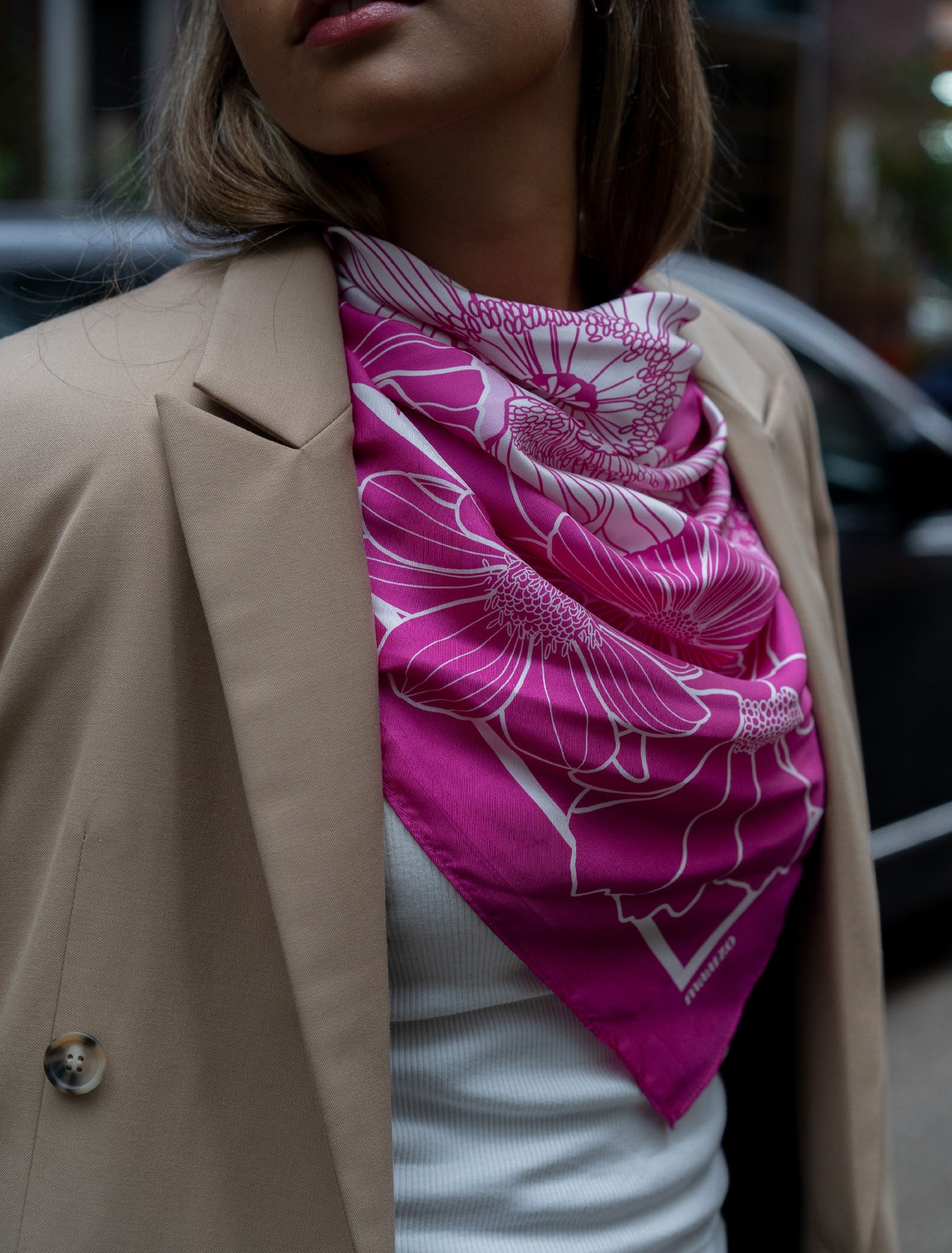 Franca in Electric Pink